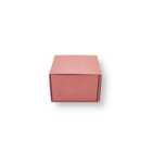 Caixa-presente magnética dobrável cor-de-rosa, de cartão reciclado
