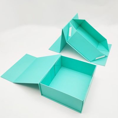 comprar Caixa de presente de boutique magnética dobrável verde Caixas de presente de papelão duro online manufacture