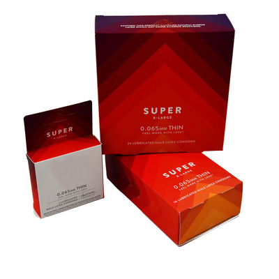 Caixa do preservativo da cor 350g Artpaper de Pantone com logotipo de gravação
